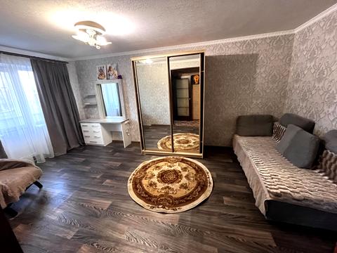 квартира за адресою Богдана Хмельницького просп. (Героїв Сталінграда), 12-А