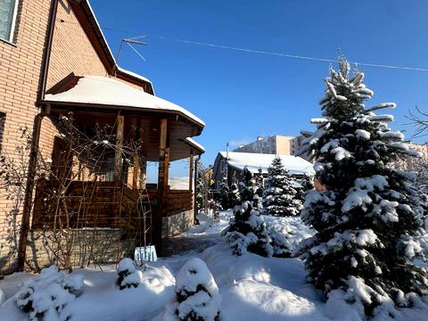 будинок за адресою Новаторів вул.