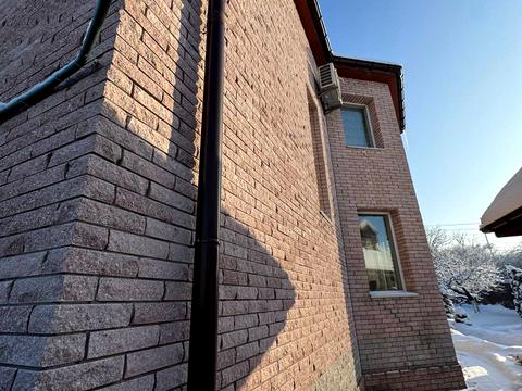 будинок за адресою Новаторів вул.