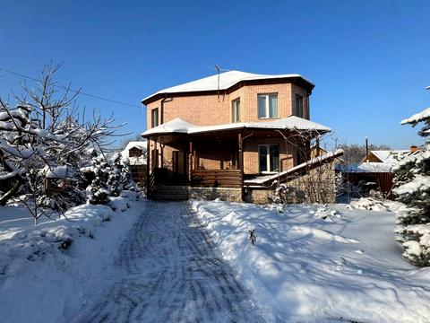 будинок за адресою Новаторів вул.