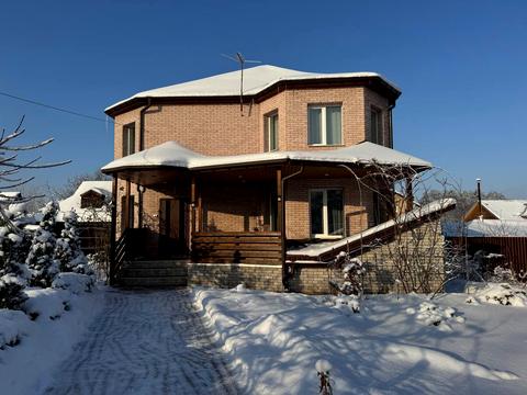 будинок за адресою Новаторів вул.