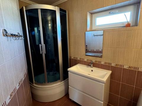 будинок за адресою Новаторів вул.