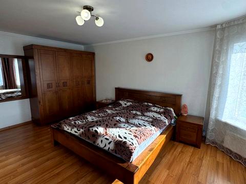 будинок за адресою Новаторів вул.