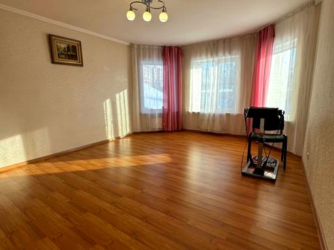 будинок за адресою Новаторів вул.