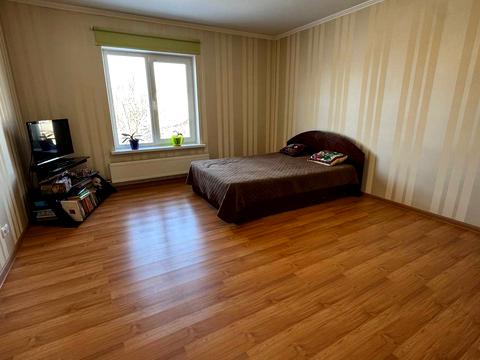 будинок за адресою Новаторів вул.