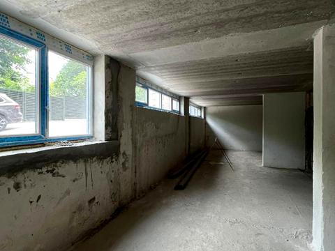 комерційна за адресою Генерала Тараса Чупринки вул. (Пушкіна), (Будинок)