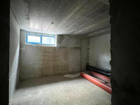 комерційна за адресою Генерала Тараса Чупринки вул. (Пушкіна), (Будинок)