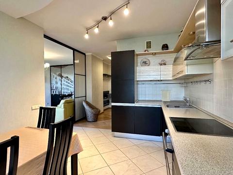 квартира за адресою Феодосійський пров., 14