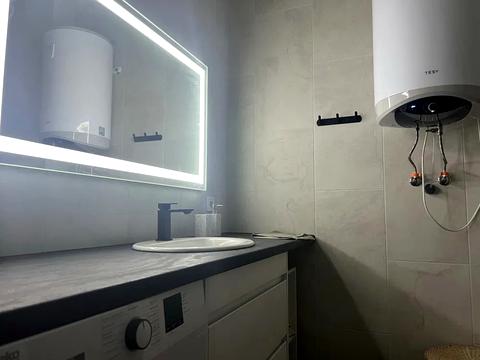 квартира за адресою Дмитра Луценка вул., 2-В