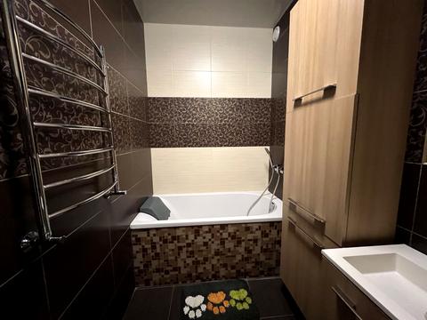 квартира за адресою Боголюбова вул., 10