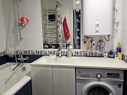 квартира за адресою Героїв 93-ї Бригади вул. (Гудименка), 11