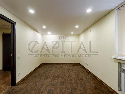 комерційна за адресою Басейна вул., 9-А