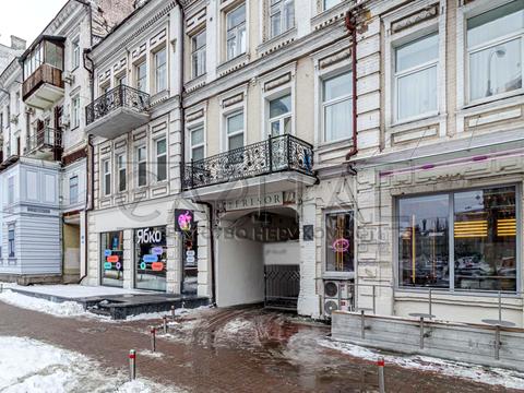 комерційна за адресою Басейна вул., 9-А