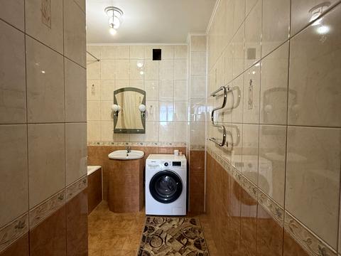 будинок за адресою Державності вул., 143а