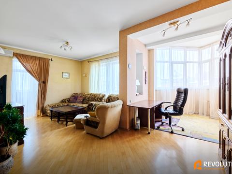 квартира за адресою Київ, Дмитрівська вул., 13-А