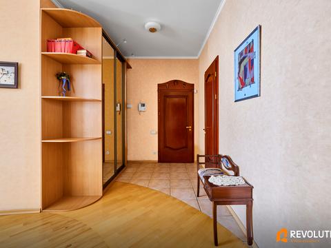 квартира за адресою Київ, Дмитрівська вул., 13-А