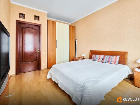 квартира за адресою Київ, Дмитрівська вул., 13-А