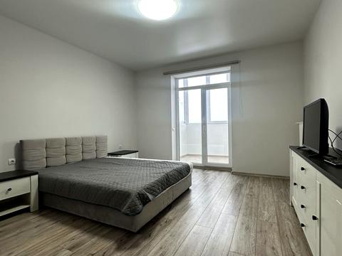 квартира по адресу Пилипа Орлика ул., 1-А