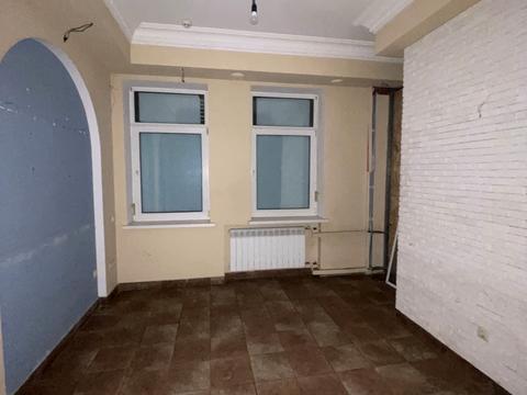 комерційна за адресою Микільсько-Слобідська вул., 2-Б