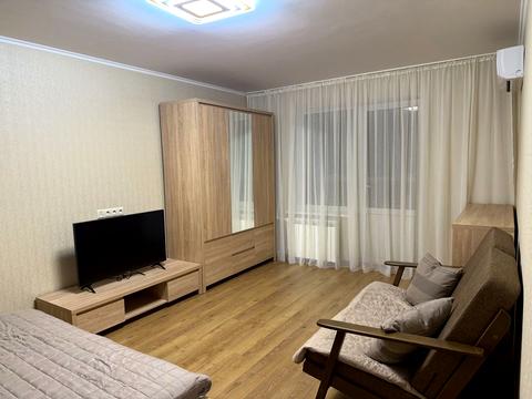 квартира за адресою Київ, Академіка Доброхотова вул., 3