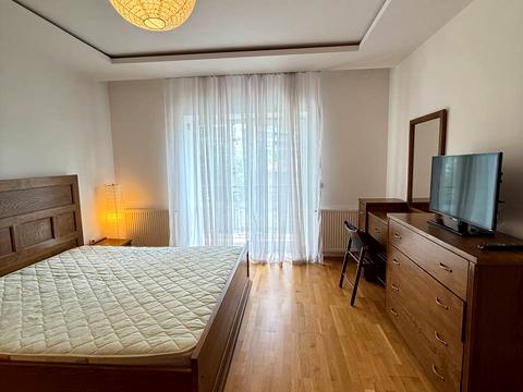 будинок за адресою Поперечна вул., 10