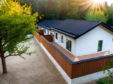 будинок за адресою Травнева