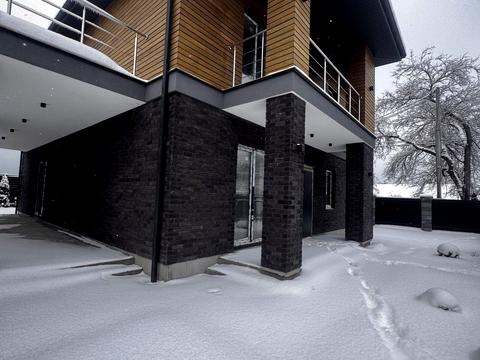 будинок за адресою Михайла Чалого вул.