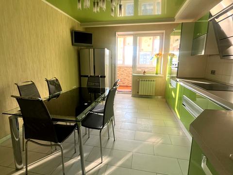 квартира за адресою Анни Ахматової вул., 35-А