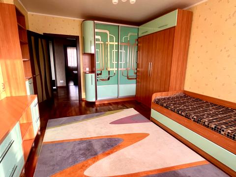 квартира за адресою Анни Ахматової вул., 35-А