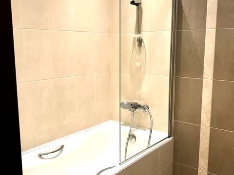 квартира за адресою Анни Ахматової вул., 35-А