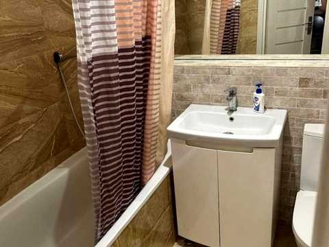 квартира за адресою Олени Пчілки вул., 4