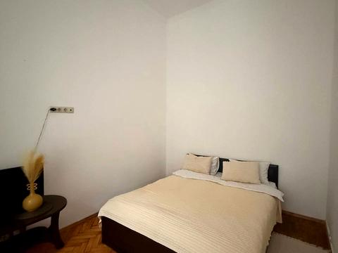 квартира за адресою Театральна вул., 7