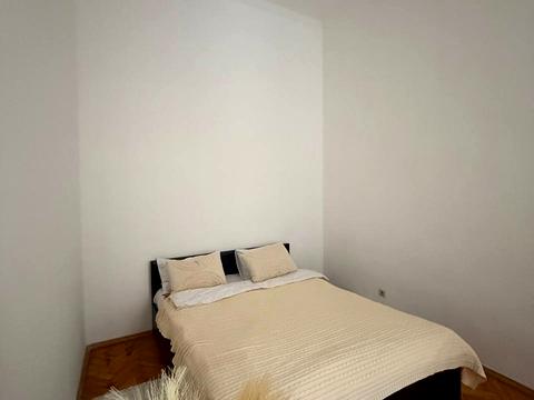 квартира за адресою Театральна вул., 7