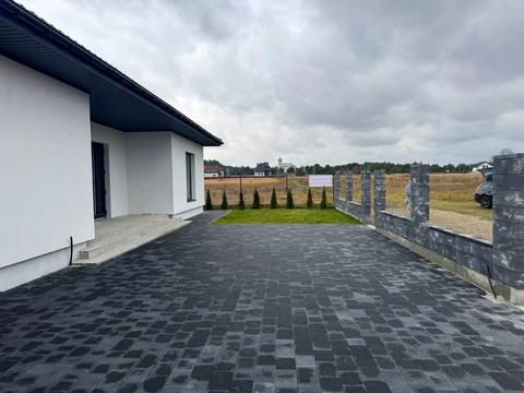 будинок за адресою Роксолани, 1