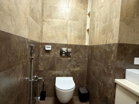 комерційна за адресою Жилянська вул., 68