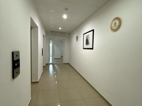 комерційна за адресою Жилянська вул., 68