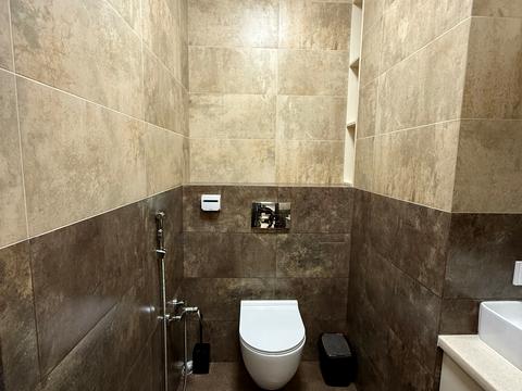 комерційна за адресою Жилянська вул., 68