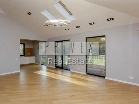 будинок за адресою Сонячна вул.