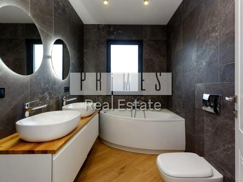 будинок за адресою Сонячна вул.