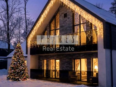 дом по адресу Евгения Коновальца ул.