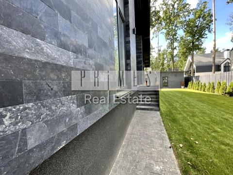 дом по адресу Евгения Коновальца ул.