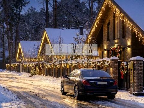 дом по адресу Евгения Коновальца ул.