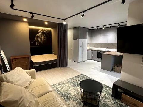 квартира за адресою Князя Романа Мстиславича вул. (Генерала Жмаченка), 28