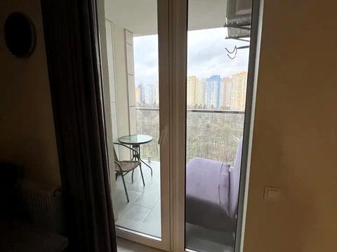 квартира за адресою Князя Романа Мстиславича вул. (Генерала Жмаченка), 28