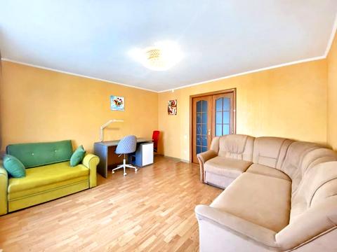 квартира за адресою Василя Макуха вул. (Червонопартизанська), 3