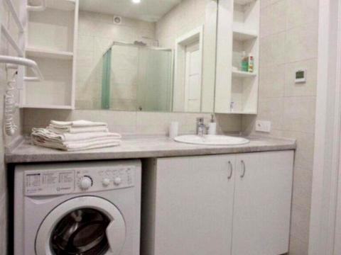 квартира за адресою Якуба Коласа вул., 2-Б