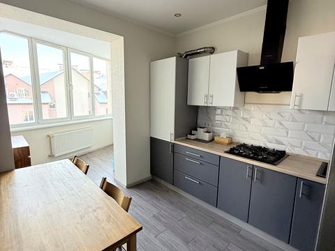 квартира за адресою Боголюбова вул., 18