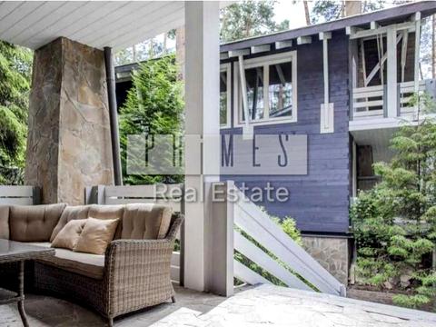 будинок за адресою Соснова вул.