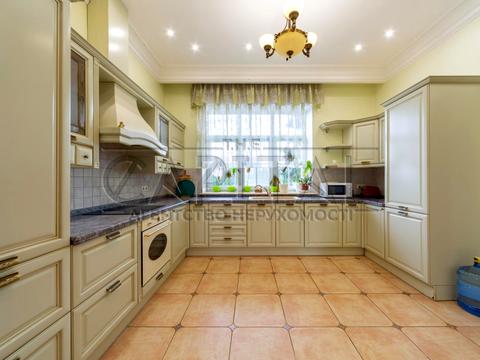 будинок за адресою Лісова вул.