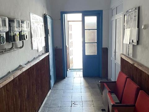 комерційна за адресою Миру, 7